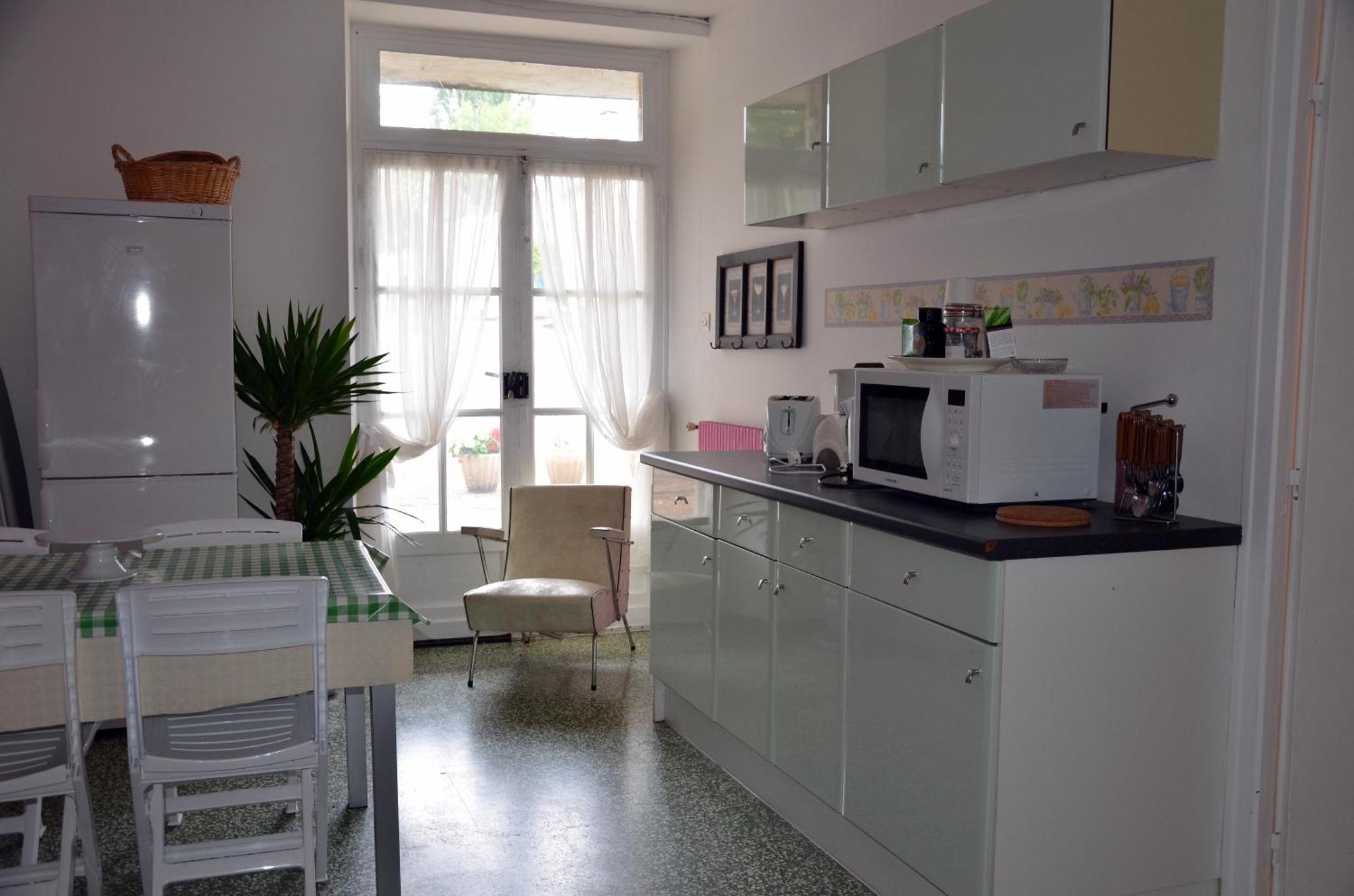 Chez Madeleine Bed & Breakfast Saint-Colomb-de-Lauzun Dış mekan fotoğraf