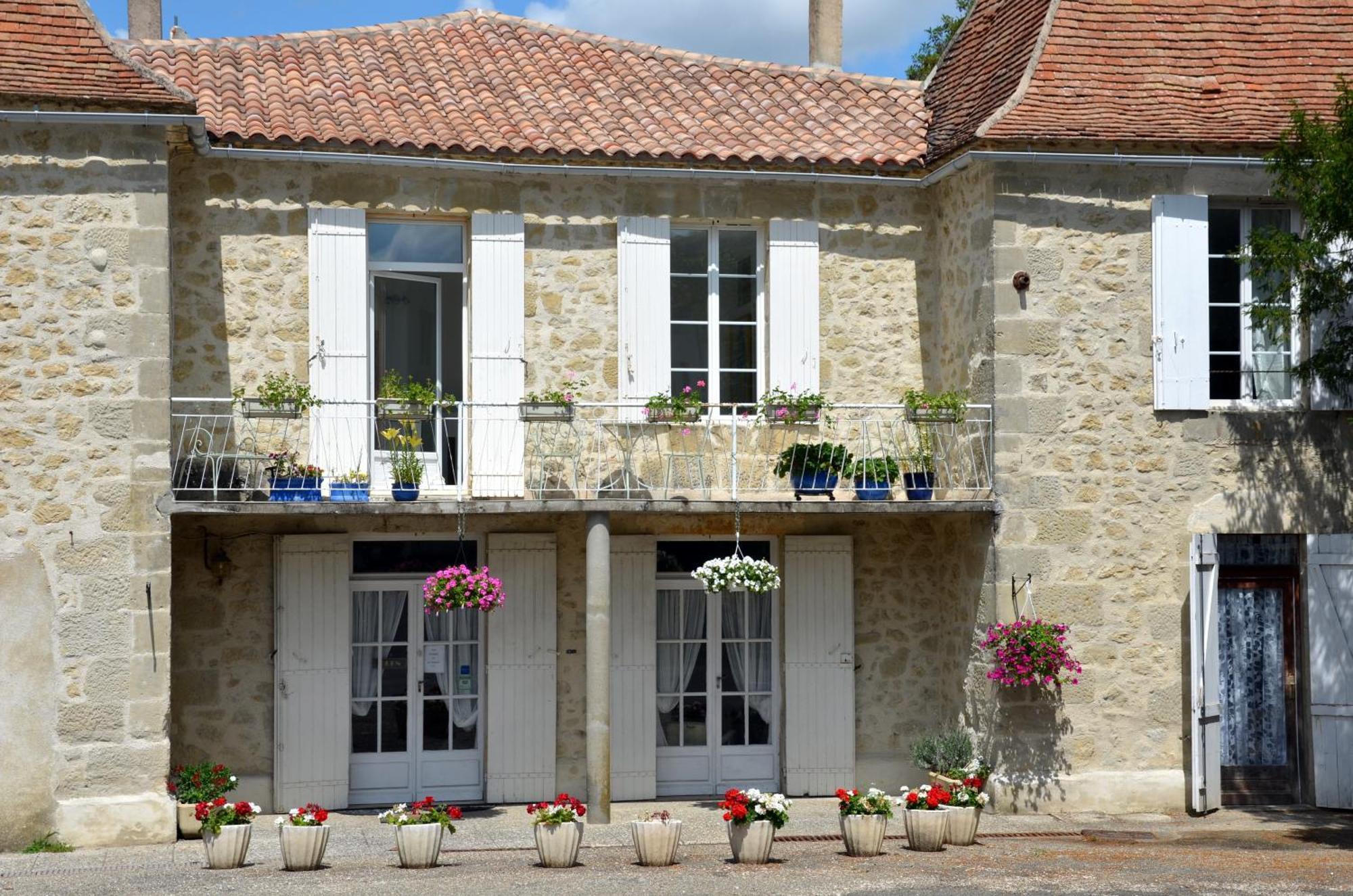 Chez Madeleine Bed & Breakfast Saint-Colomb-de-Lauzun Dış mekan fotoğraf